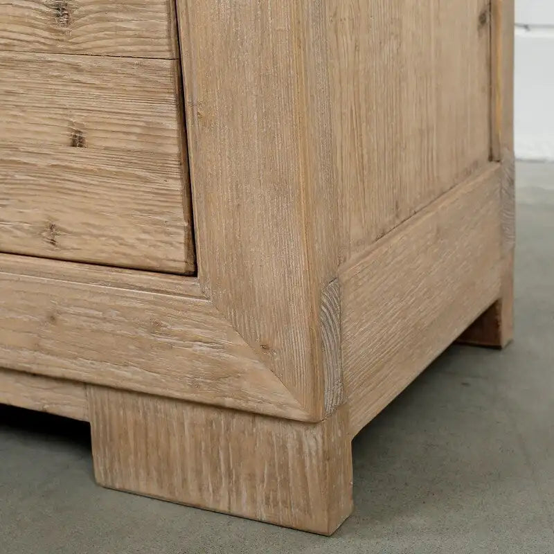 Weathered Natural Pine 8-Drawer Chest
